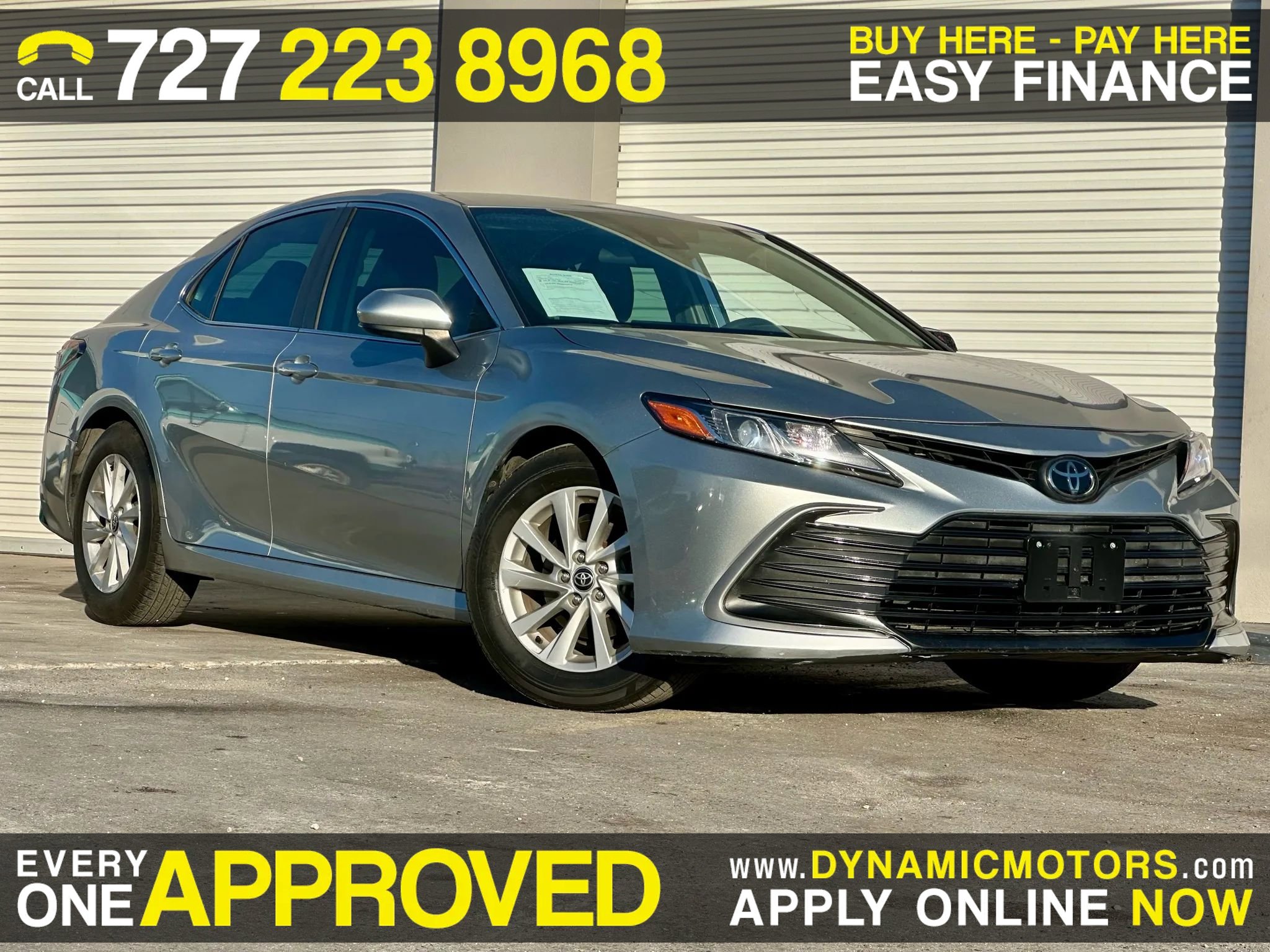Used 2021 Toyota Camry LE image 1