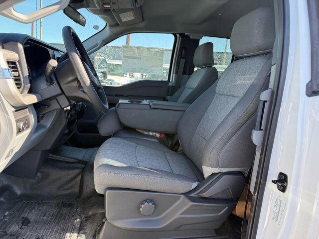 New 2025 Ford F350 XL w/ XL Chrome Package image 12
