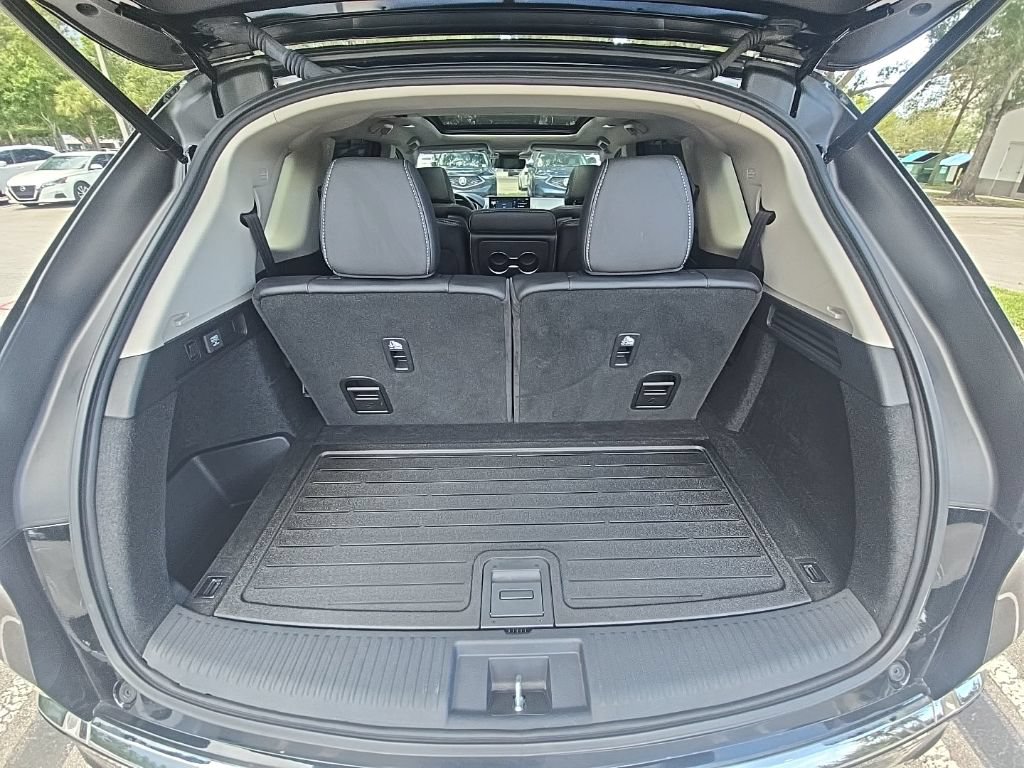 Certified 2024 Acura MDX w/ Technology Package FWD image 38