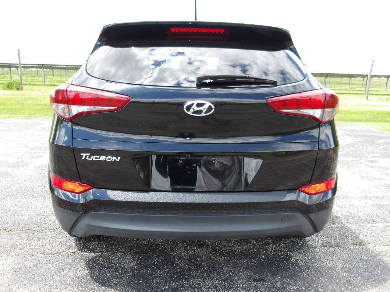 Used 2017 Hyundai Tucson SE FWD image 4