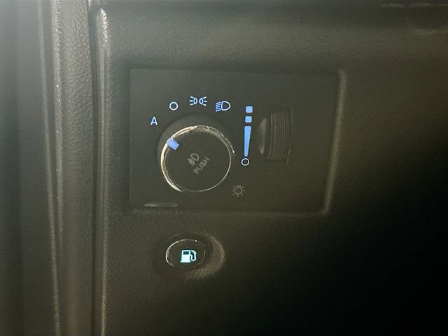 Used 2020 Jeep Grand Cherokee Laredo image 11