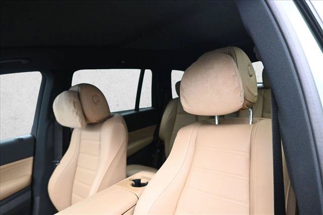 New 2026 Mercedes-Benz GLS 450 4MATIC image 9