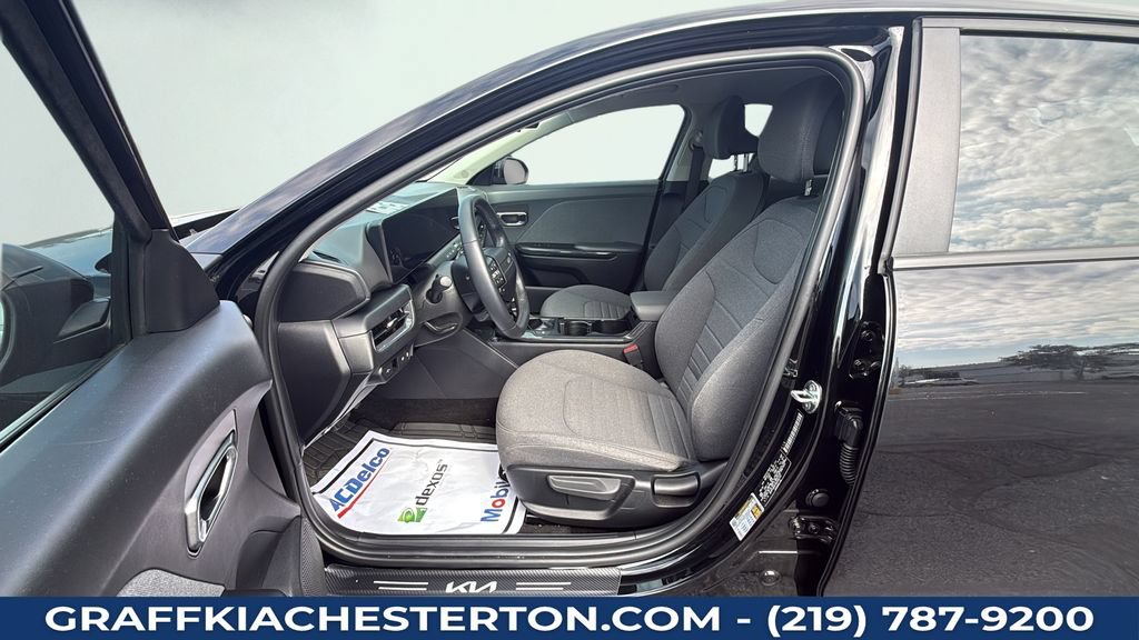 Used 2025 Kia K4 EX FWD image 21
