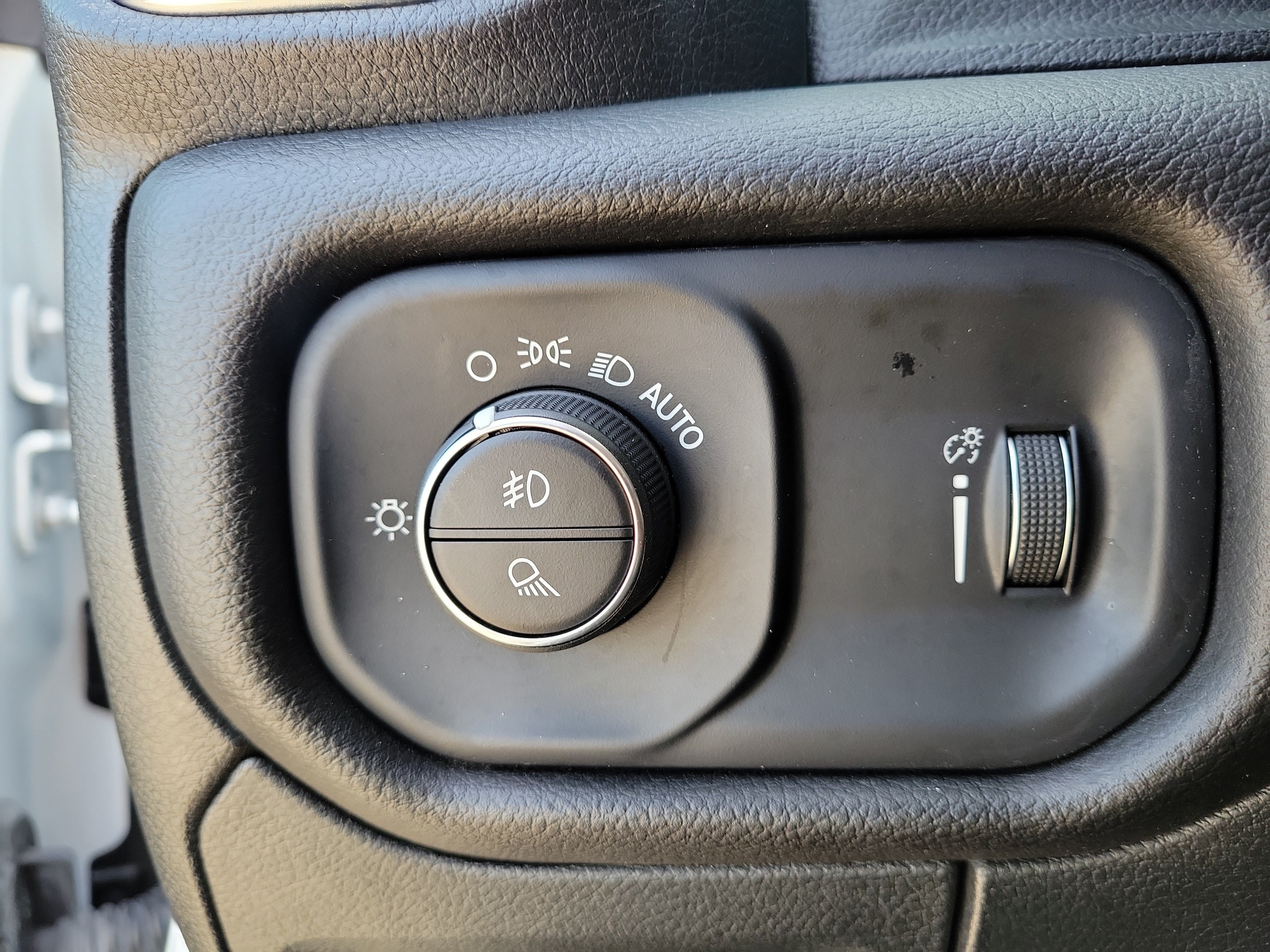 Used 2024 RAM 1500 Big Horn AWD/4WD image 21