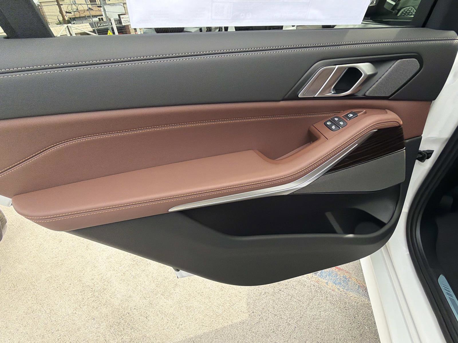 New 2026 BMW X7 xDrive40i w/ M Sport Package image 8