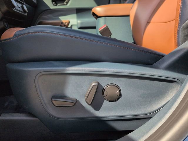 Certified 2024 Ford Maverick Lariat image 24