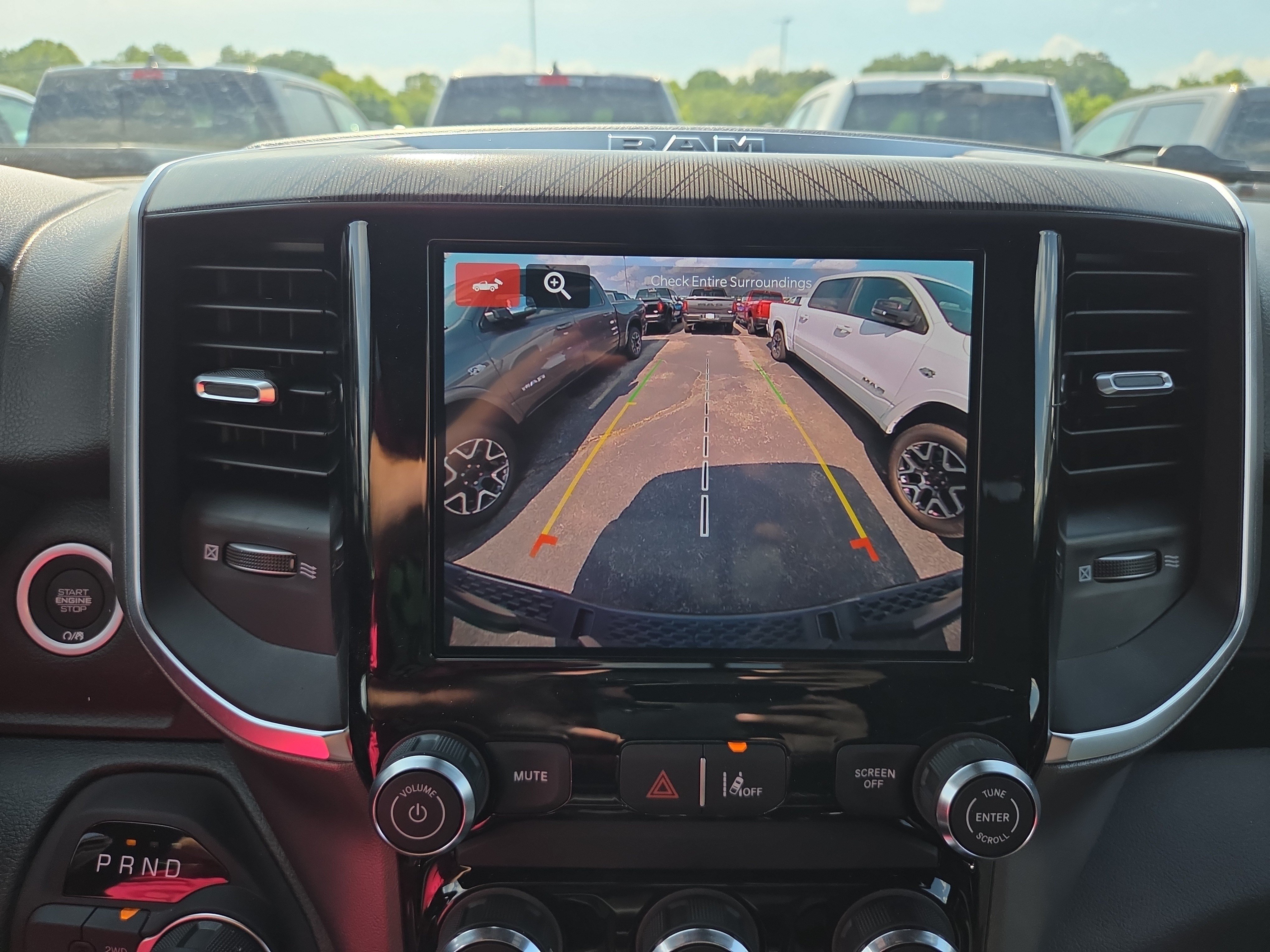 New 2026 RAM 1500 Express AWD/4WD image 11