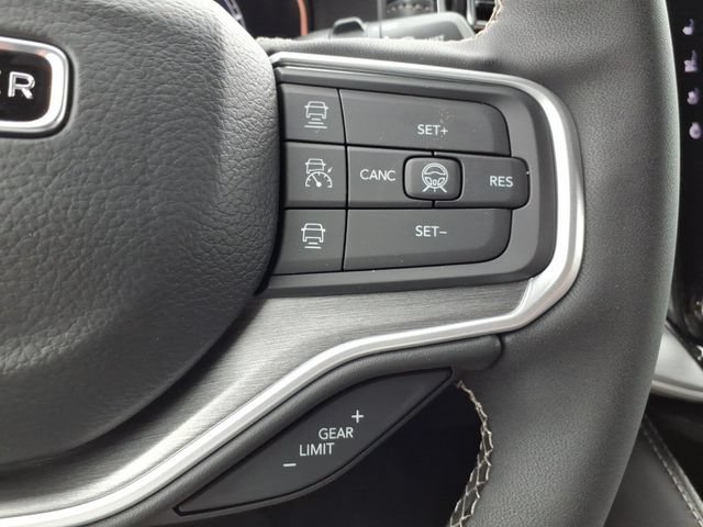New 2026 Jeep Grand Wagoneer Limited AWD/4WD image 26