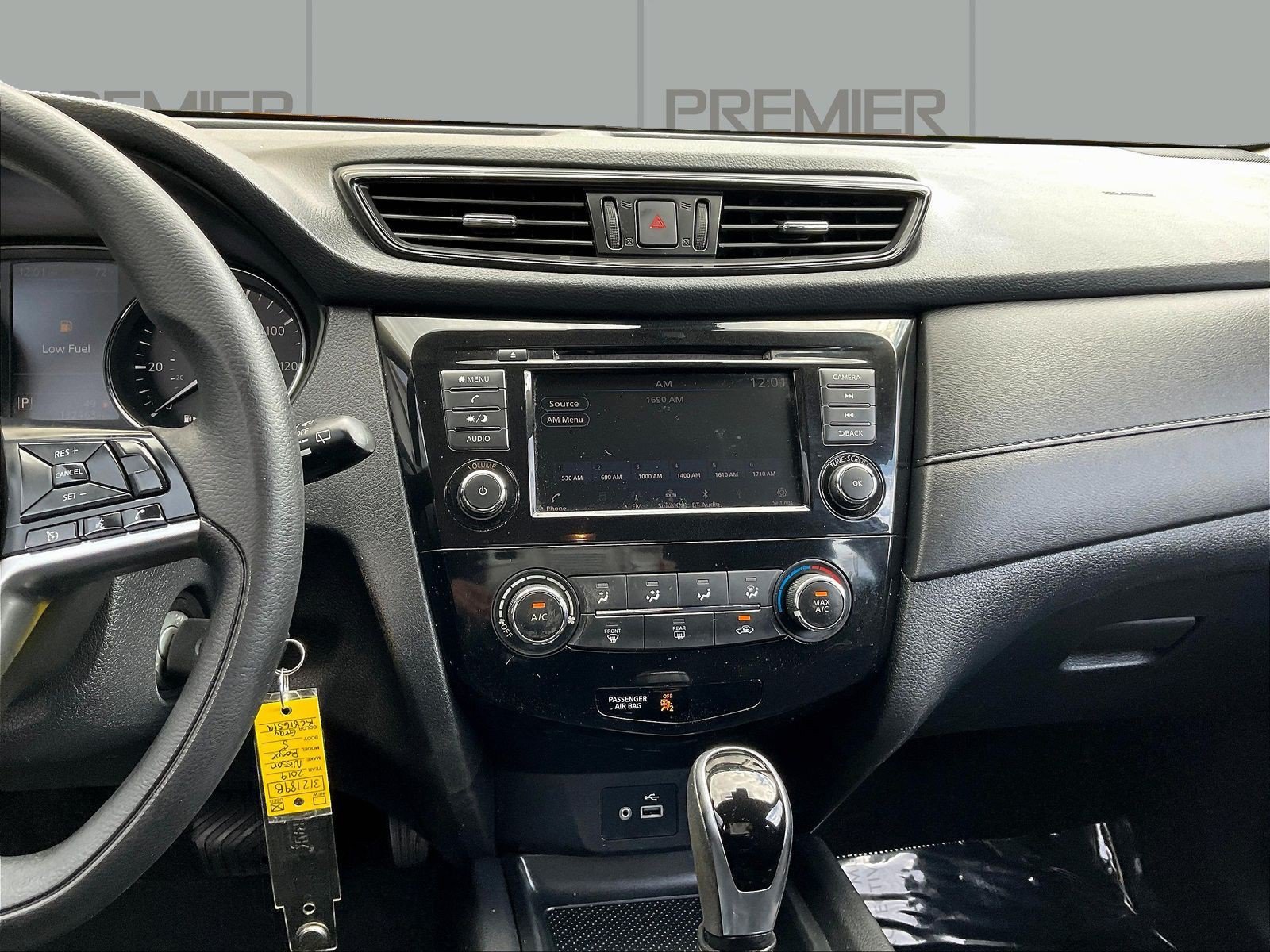 Used 2019 Nissan Rogue S FWD image 11