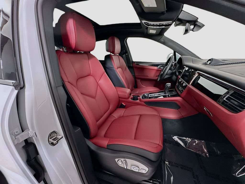 New 2026 Porsche Macan S AWD/4WD image 30
