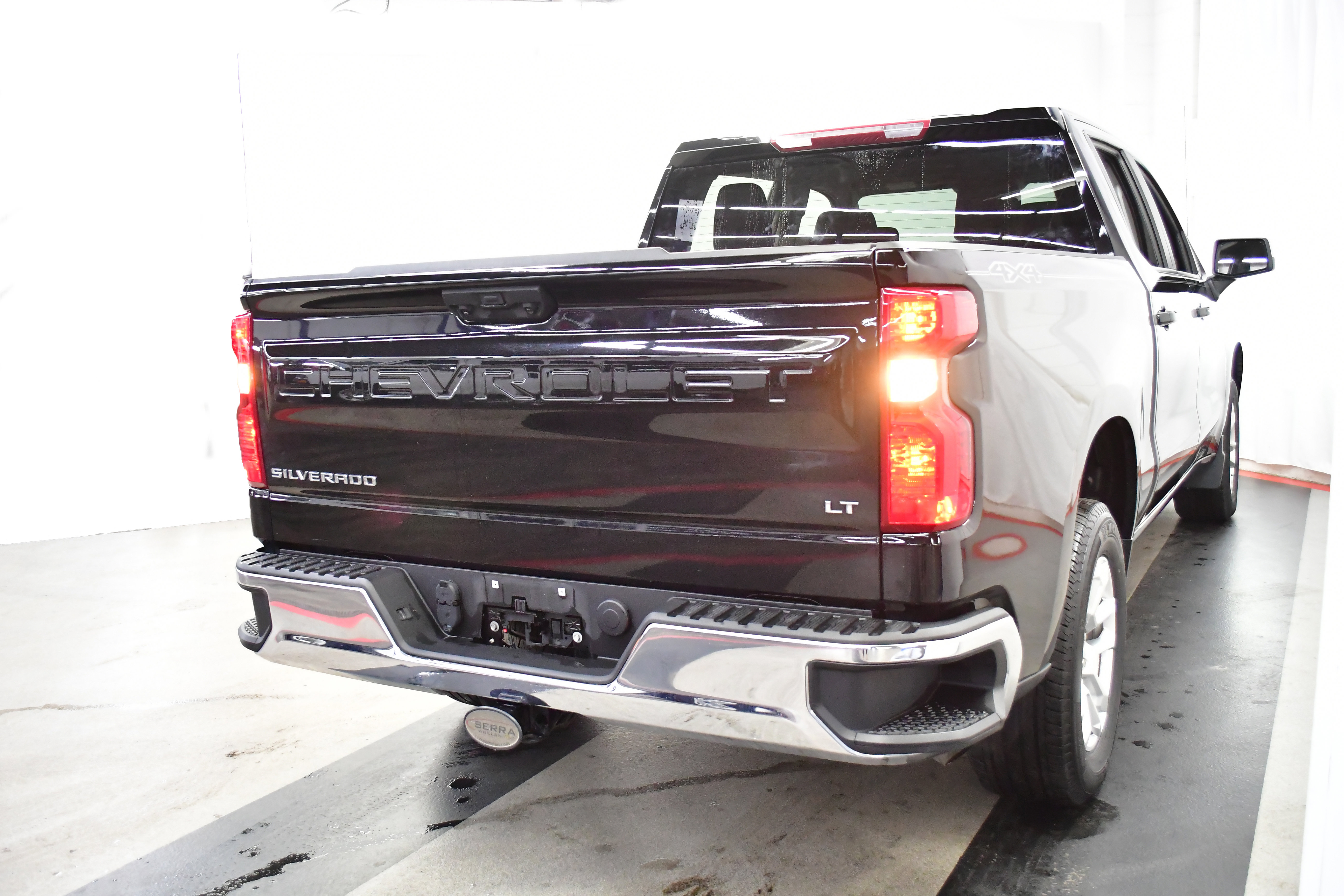 Used 2023 Chevrolet Silverado 1500 LT image 12