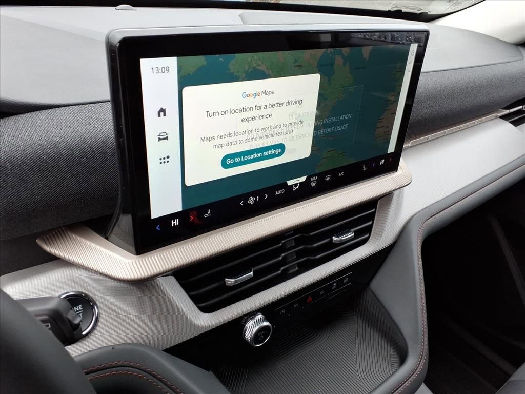 Used 2026 Ford Explorer Active image 15