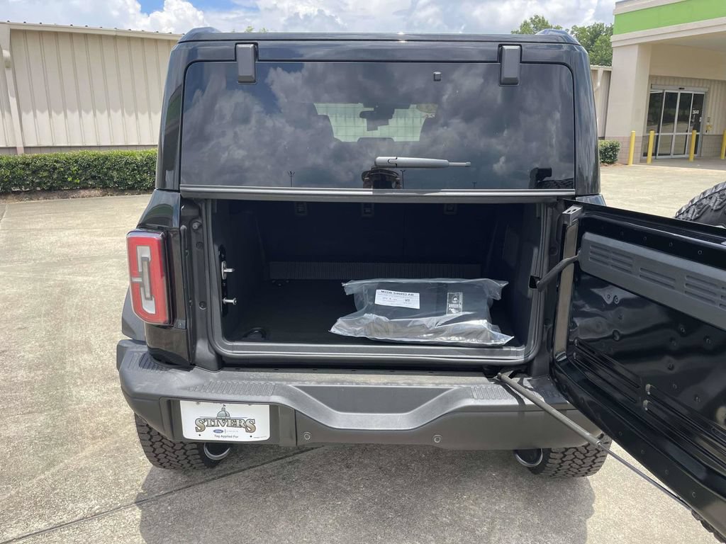 New 2025 Ford Bronco Badlands w/ Sasquatch Package AWD/4WD image 10