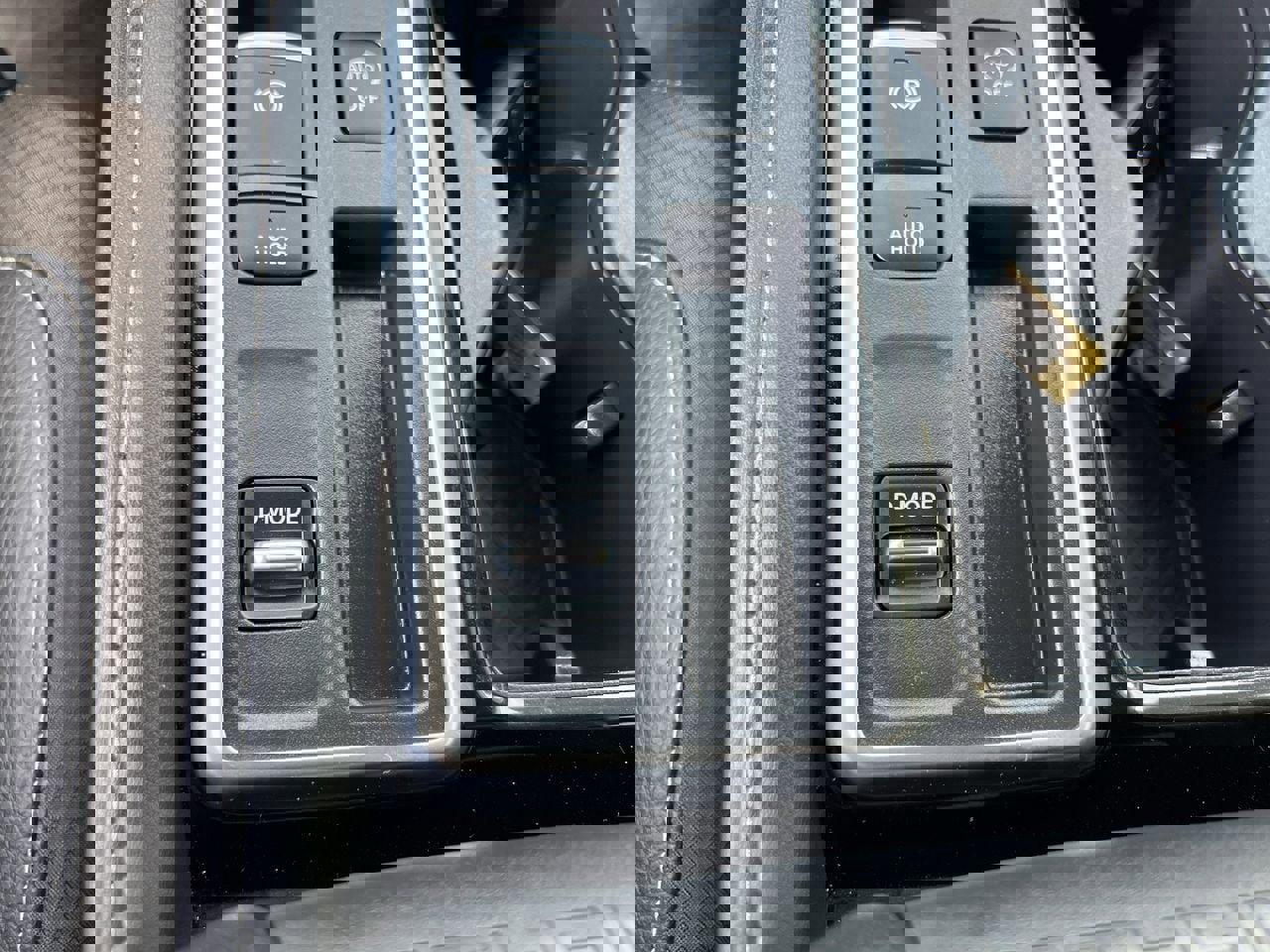 Certified 2024 Nissan Pathfinder SL w/ SL Premium Package image 17