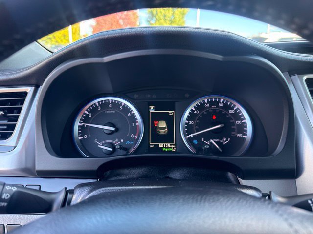Used 2019 Toyota Highlander Limited AWD/4WD image 15
