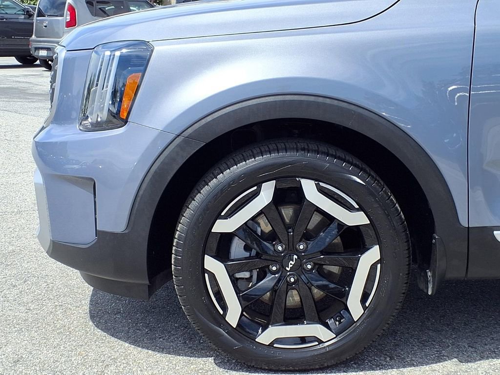 Certified 2023 Kia Telluride S image 15