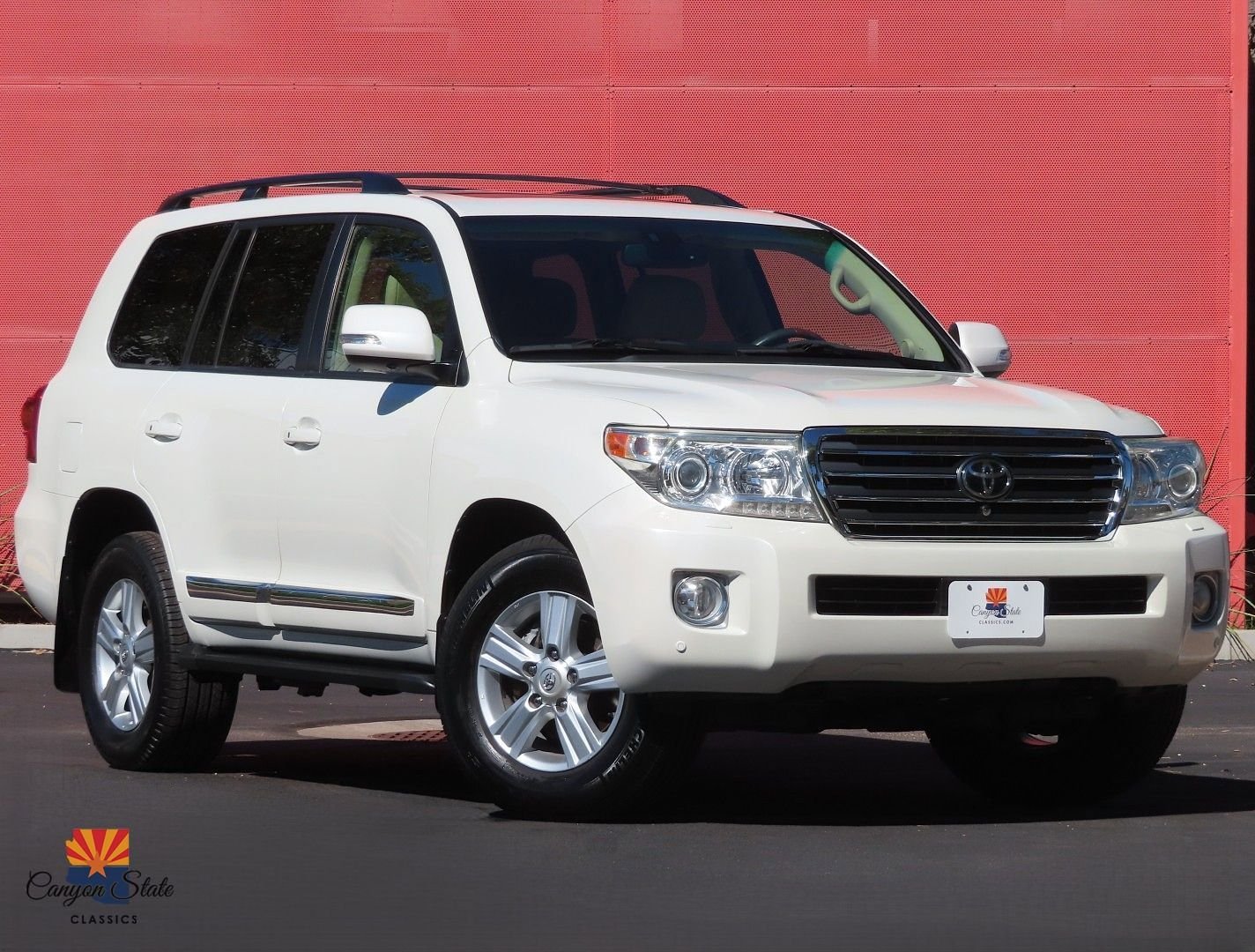 Used 2014 Toyota Land Cruiser image 1