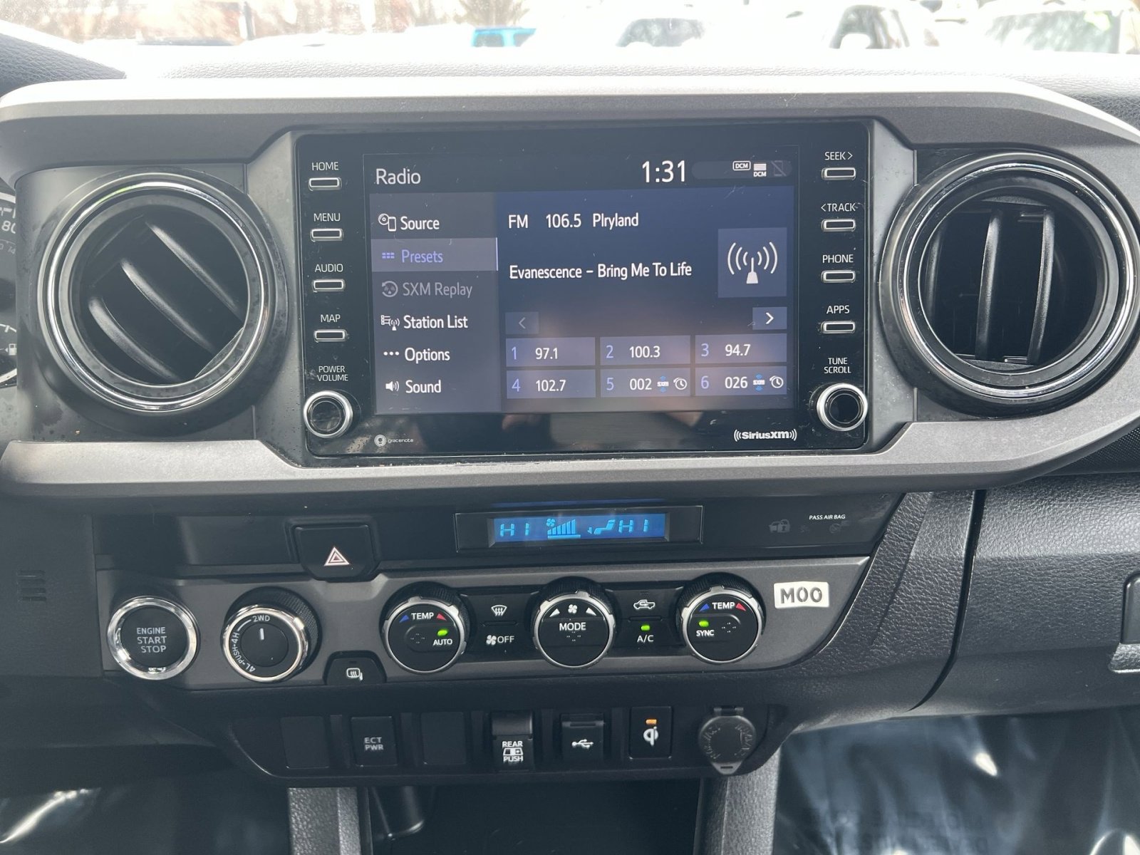 Used 2023 Toyota Tacoma TRD Off-Road image 18