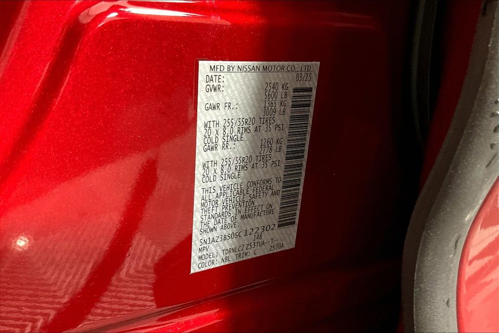 Used 2025 Nissan Murano SV image 23