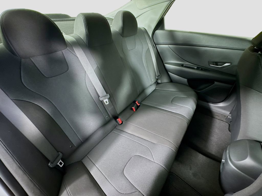 New 2026 Hyundai Elantra SE image 26