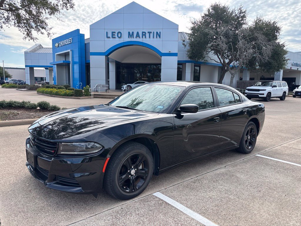 Used 2022 Dodge Charger SXT RWD image 1