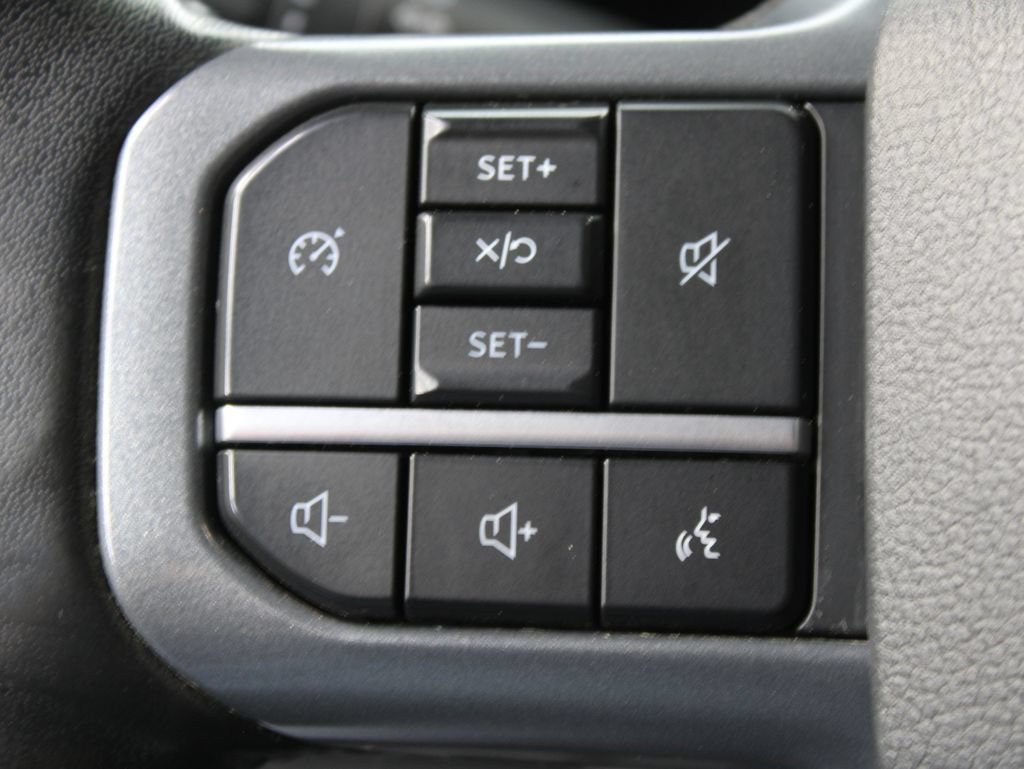 Used 2024 Ford F350 Lariat AWD/4WD image 68