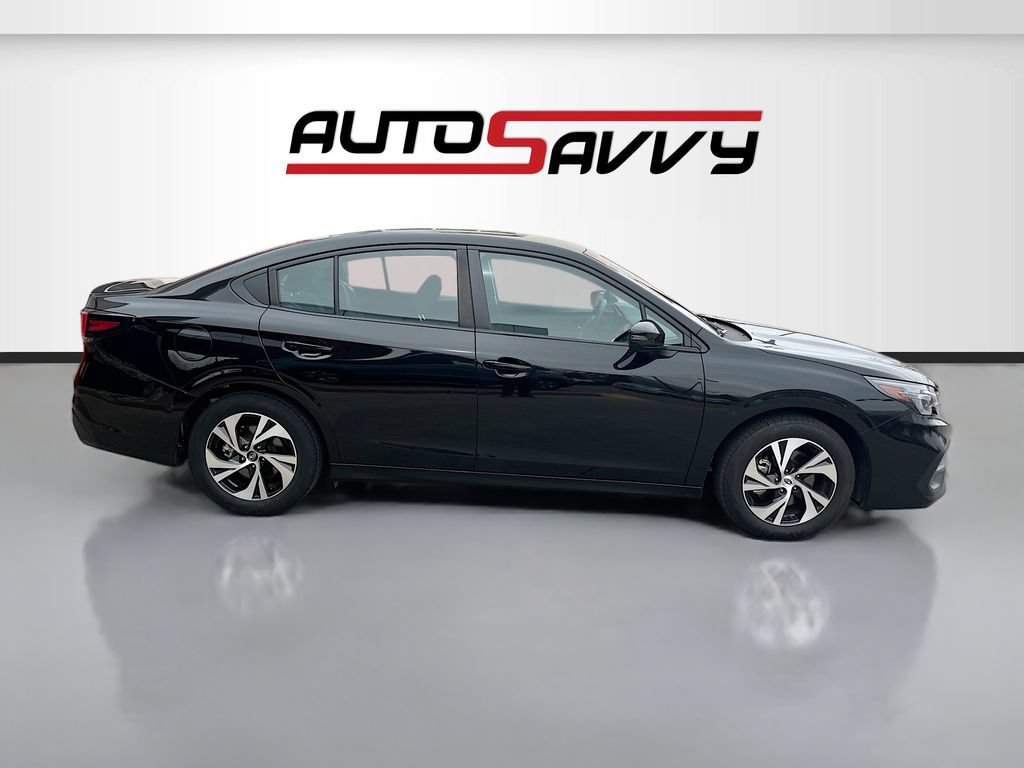 Used 2025 Subaru Legacy Premium AWD/4WD image 8
