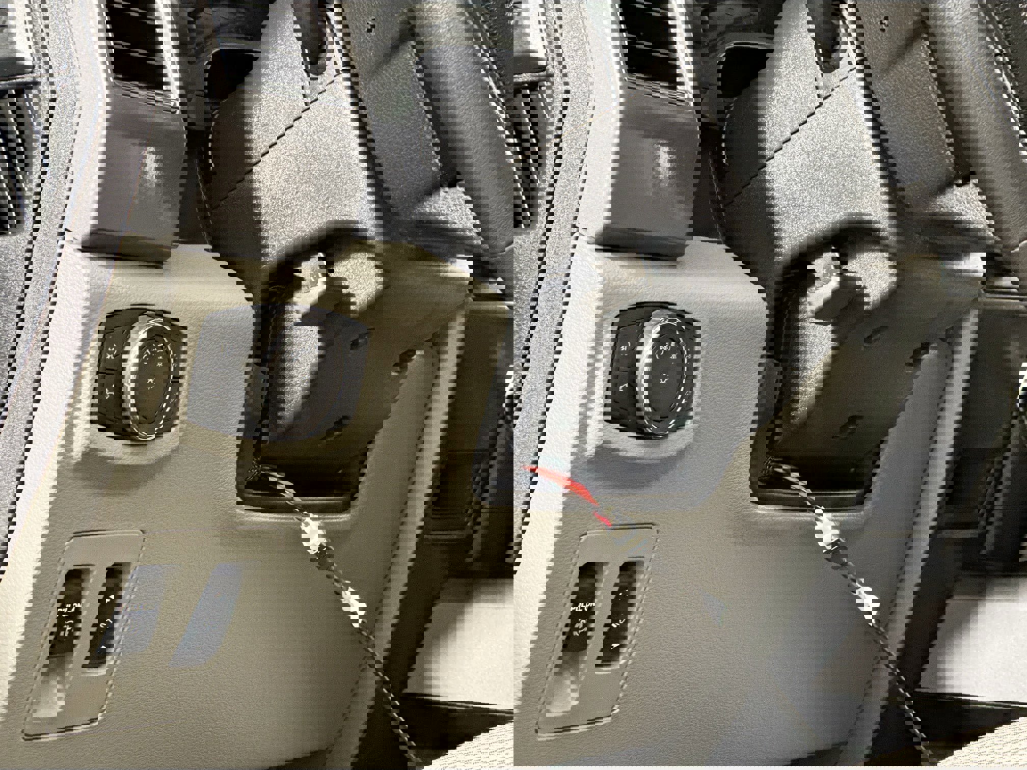 Used 2018 Ford F150 XLT w/ Equipment Group 302A Luxury image 14