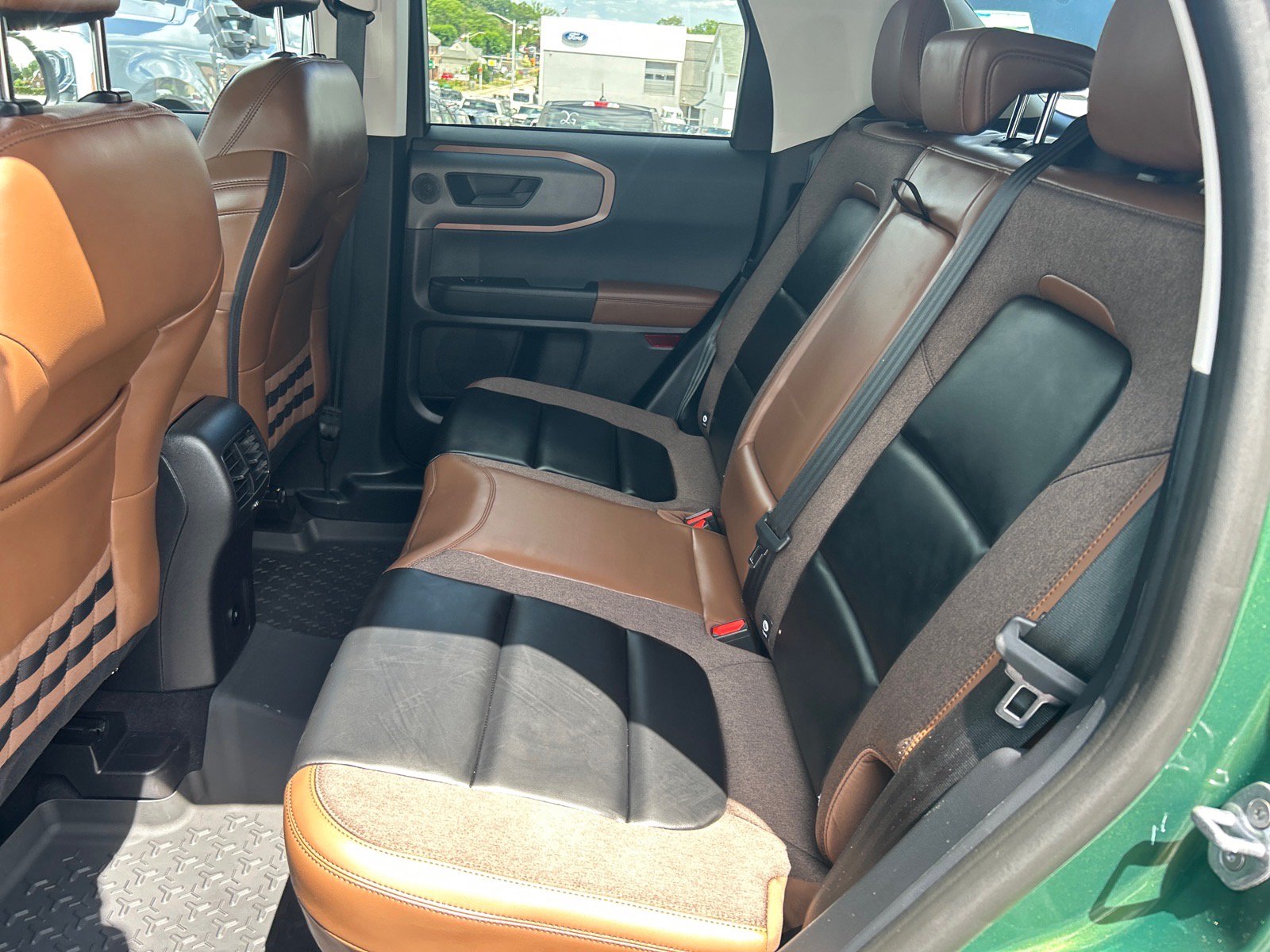 Certified 2025 Ford Bronco Sport Outer Banks w/ Outer Banks Tech Package+ AWD/4WD image 10