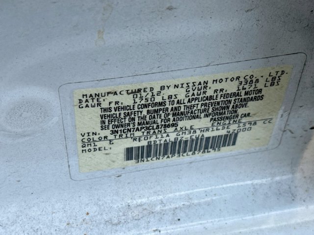 Used 2012 Nissan Versa SV FWD image 18