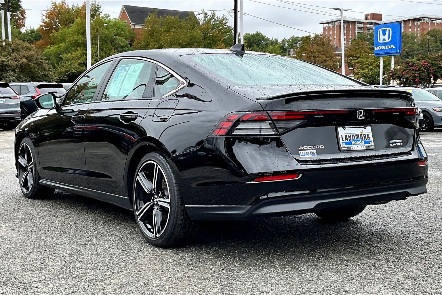 Used 2024 Honda Accord Sport image 12