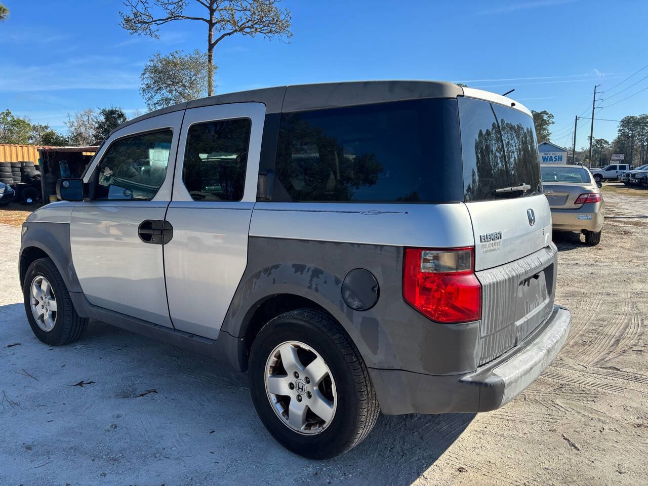 Used 2004 Honda Element EX image 4