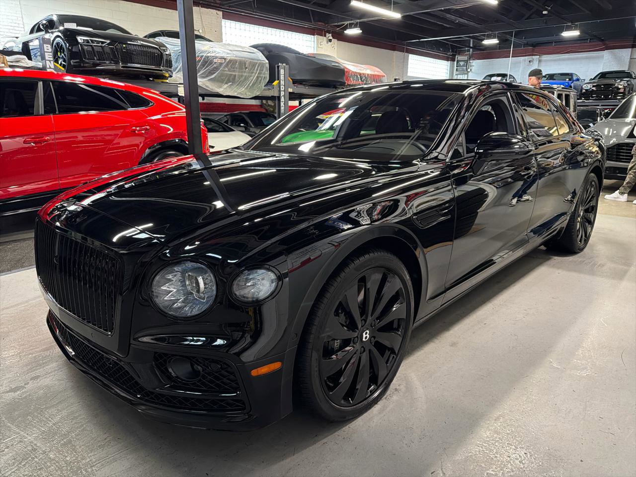 Used 2022 Bentley Flying Spur V8 image 9