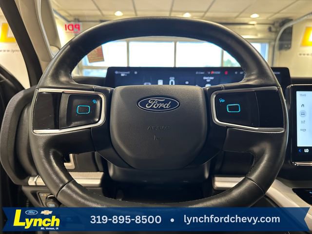 Certified 2025 Ford Expedition Active AWD/4WD image 10