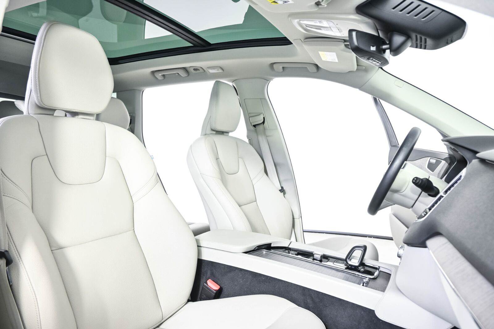 Certified 2023 Volvo XC90 B6 Plus AWD/4WD image 22