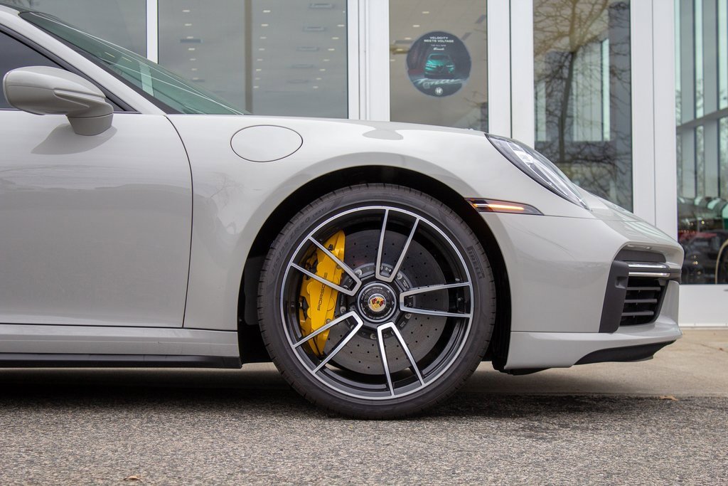 Used 2022 Porsche 911 Turbo S image 5