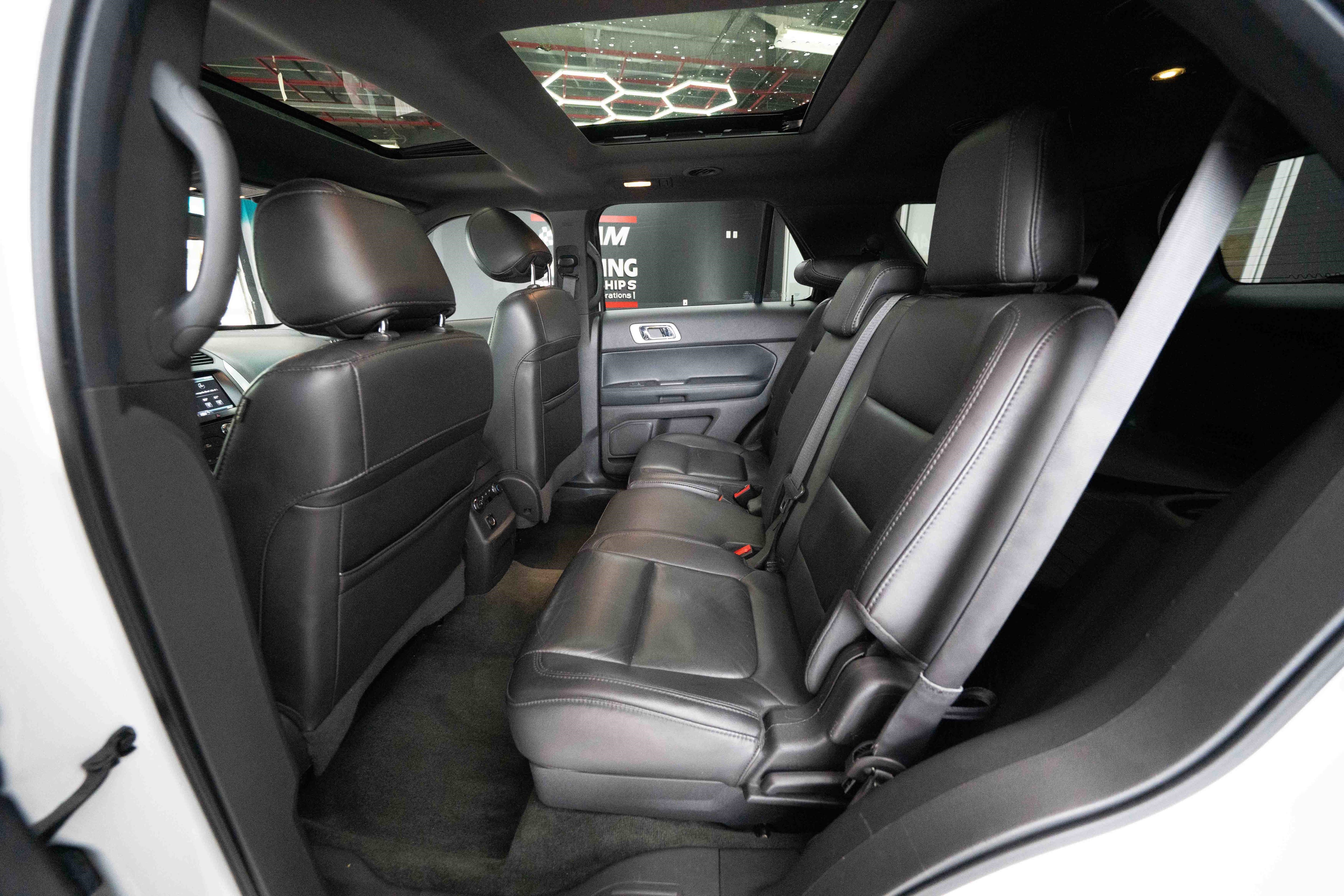 Used 2013 Ford Explorer XLT image 23