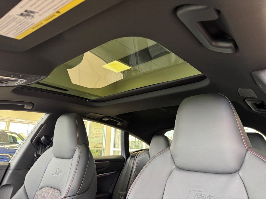 New 2026 Audi RS 7 Performance image 33