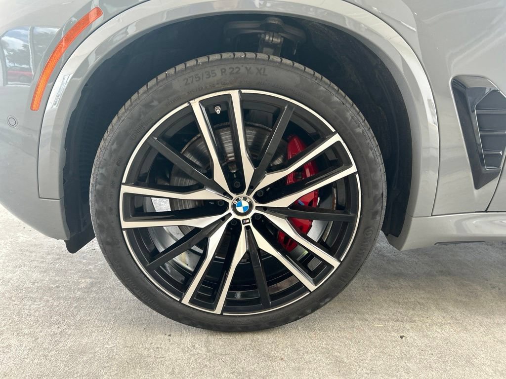 Used 2024 BMW X5 M60i AWD/4WD image 14