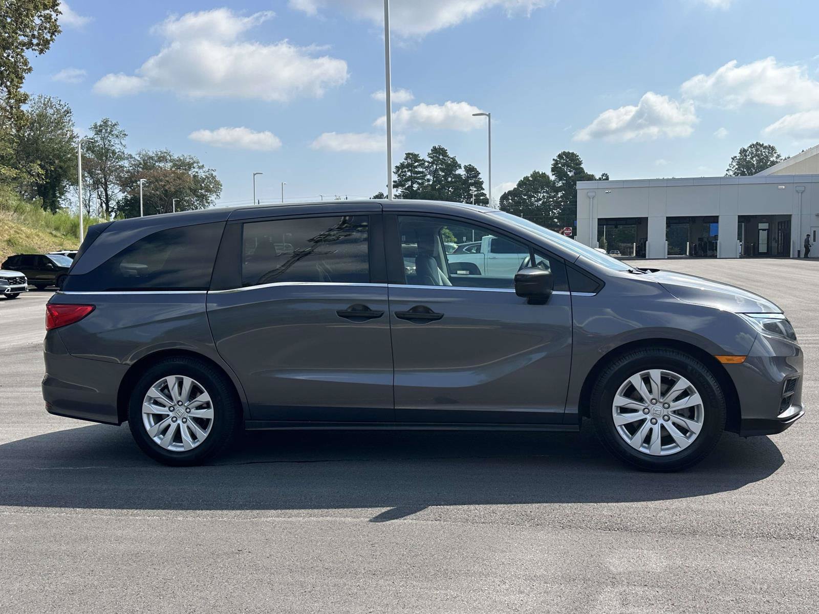 Used 2020 Honda Odyssey LX image 24