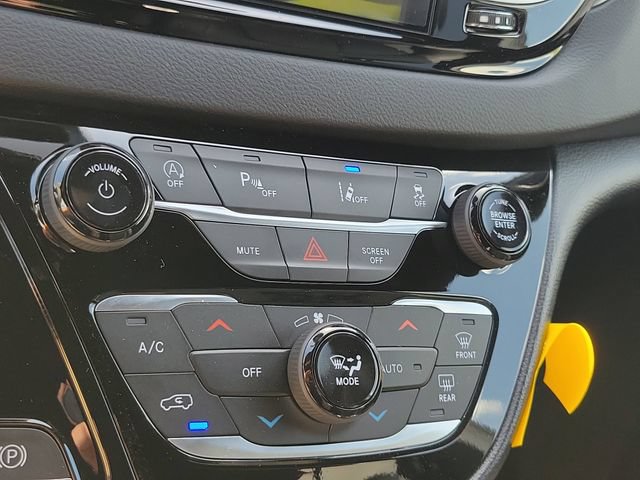 New 2026 Chrysler Voyager LX FWD image 24