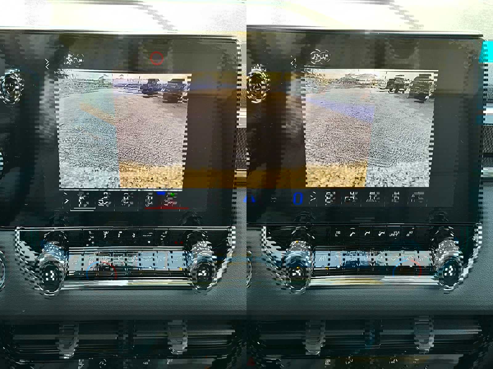 New 2026 GMC Canyon Elevation w/ Convenience Package image 29