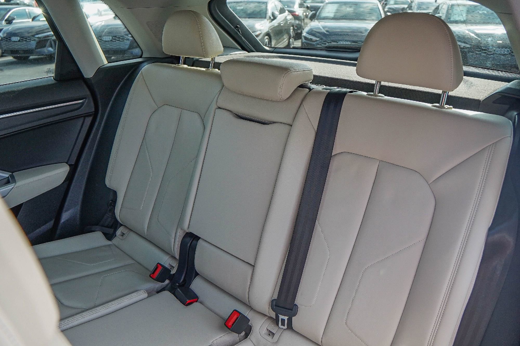 Certified 2023 Audi Q3 2.0T Premium Plus w/ Premium Plus Package image 30