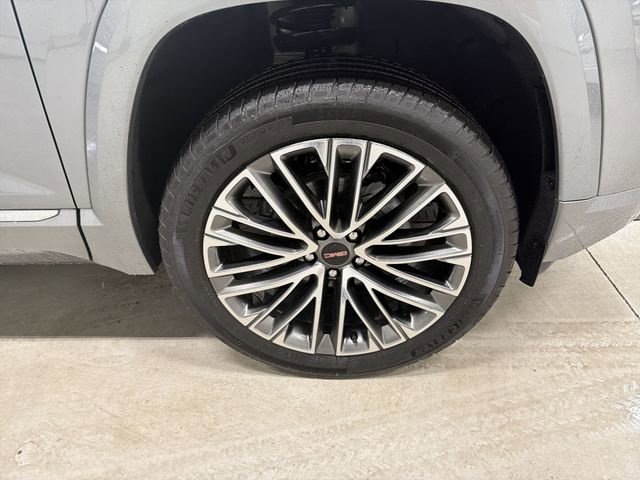 New 2026 GMC Terrain Denali w/ LPO, Floor Liner Package image 14