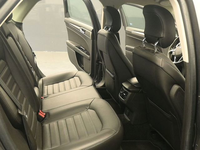 Used 2014 Ford Fusion SE w/ Equipment Group 202A image 17