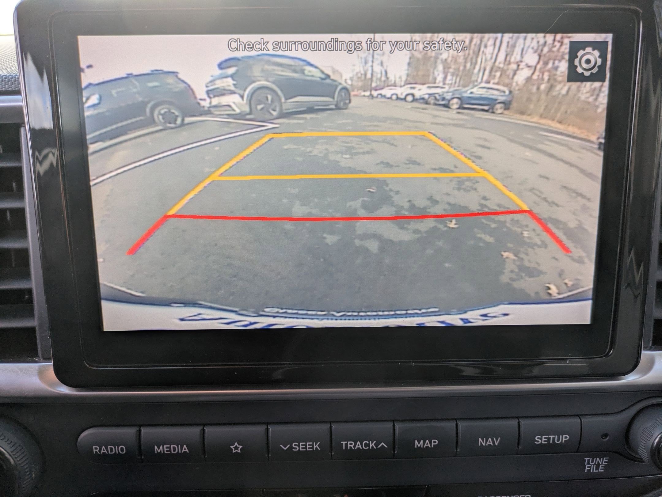 Certified 2021 Hyundai Venue image 18