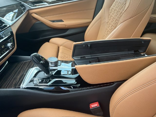 Used 2023 BMW 530i xDrive w/ Premium Package AWD/4WD image 24
