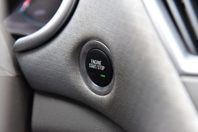 Used 2022 Chevrolet Malibu LT FWD image 15