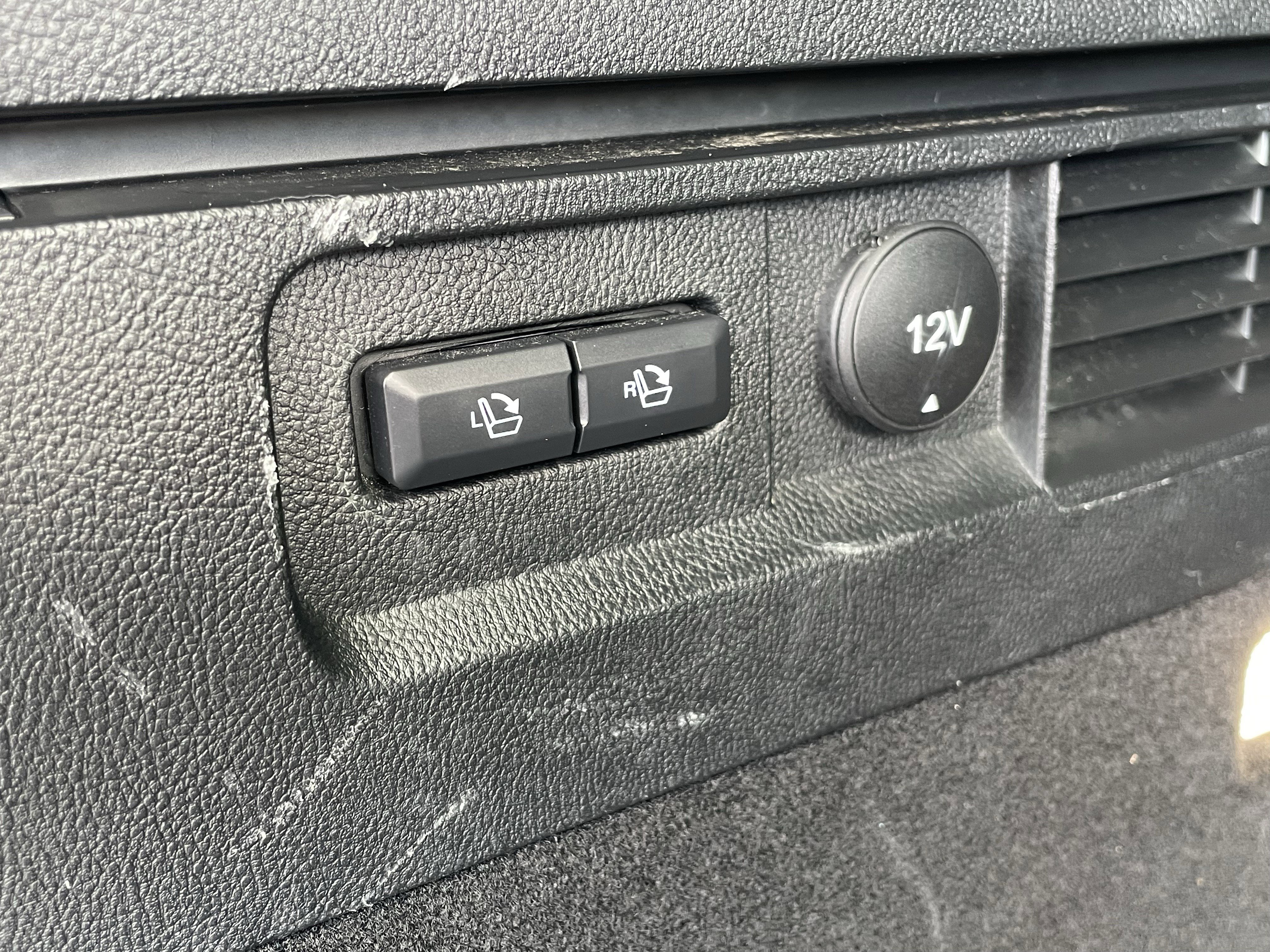 Used 2023 Lincoln Nautilus Reserve w/ Equipment Group 201A image 7