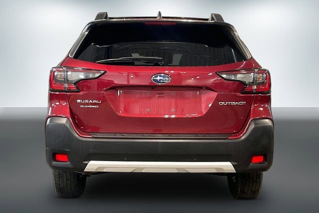 Used 2023 Subaru Outback Limited image 4
